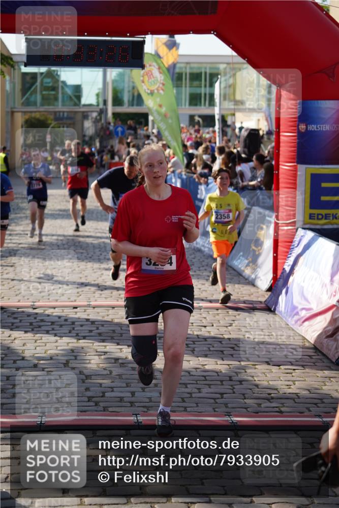 13.06.2025 - Holstenköstenlauf Felixshl http://msf.ph/oto/7933905 13.06.2025 18:03:27 Laufen 2073, 2213, 2214, 2358, 2442, 3080, 3190, 3294, 3779, 3806, 3864, 3983 meine-sportfotos.de