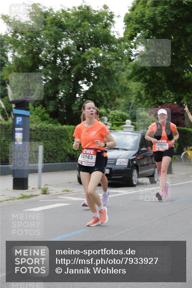 15.06.2025 - REWE Women's Run Jannik Wohlers http://msf.ph/oto/7933927 15.06.2025 08:25:29 Laufen 10163, 10808 meine-sportfotos.de