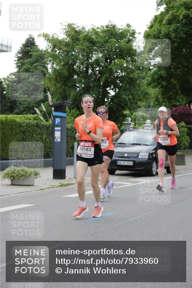 15.06.2025 - REWE Women's Run Jannik Wohlers http://msf.ph/oto/7933960 15.06.2025 08:25:29 Laufen 10163, 559, 1043, 10808 meine-sportfotos.de