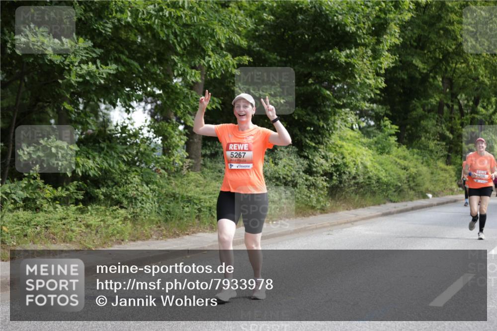 15.06.2025 - REWE Women's Run Jannik Wohlers http://msf.ph/oto/7933978 15.06.2025 10:12:01 Laufen 5267, 5200 meine-sportfotos.de