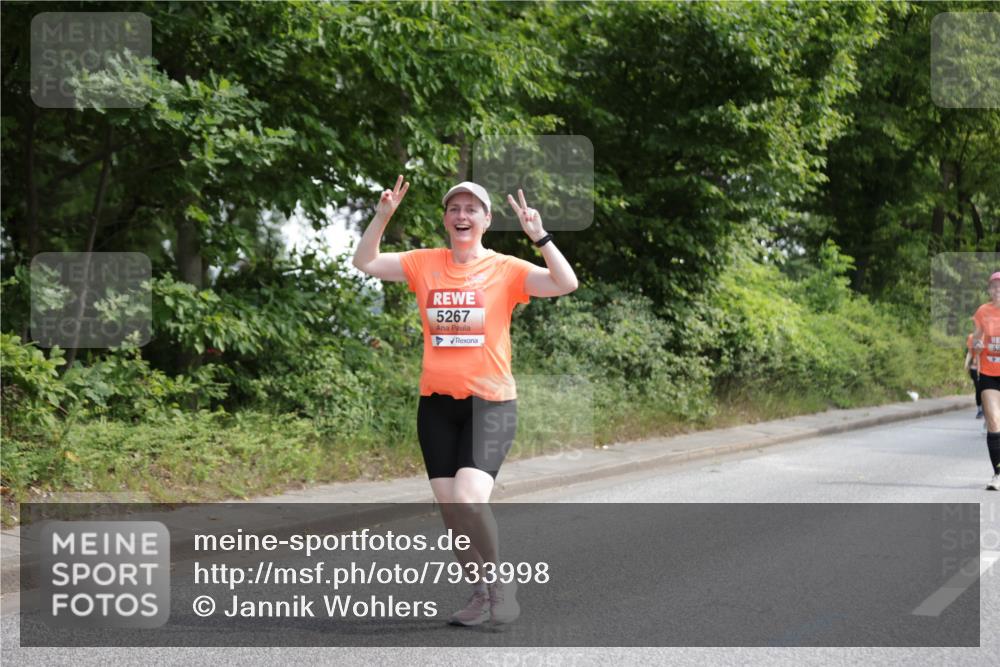 15.06.2025 - REWE Women's Run Jannik Wohlers http://msf.ph/oto/7933998 15.06.2025 10:12:02 Laufen 5267, 52 meine-sportfotos.de