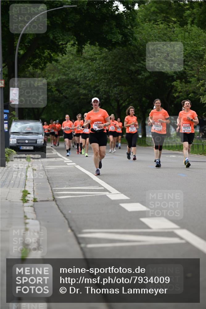 15.06.2025 - REWE Women's Run Dr. Thomas Lammeyer http://msf.ph/oto/7934009 15.06.2025 09:17:56 Laufen 1043, 102, 10823, 10123, 10675 meine-sportfotos.de