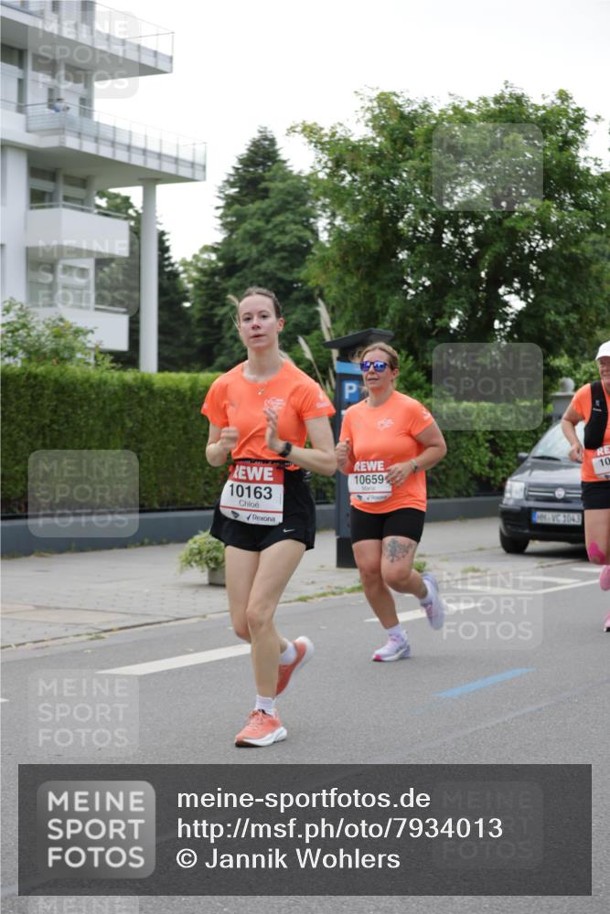 15.06.2025 - REWE Women's Run Jannik Wohlers http://msf.ph/oto/7934013 15.06.2025 08:25:30 Laufen 10163, 10659, 1043, 10 meine-sportfotos.de