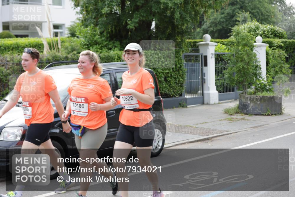 15.06.2025 - REWE Women's Run Jannik Wohlers http://msf.ph/oto/7934021 15.06.2025 08:34:38 Laufen 10785, 10180, 10622 meine-sportfotos.de