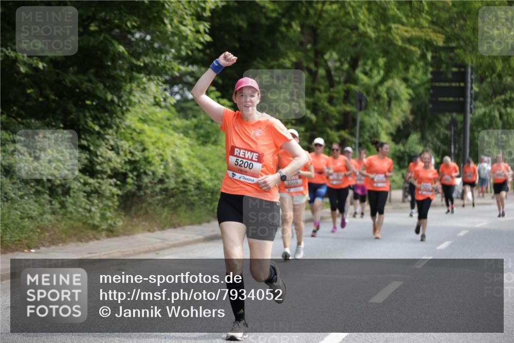 15.06.2025 - REWE Women's Run Jannik Wohlers http://msf.ph/oto/7934052 15.06.2025 10:12:04 Laufen 5200 meine-sportfotos.de