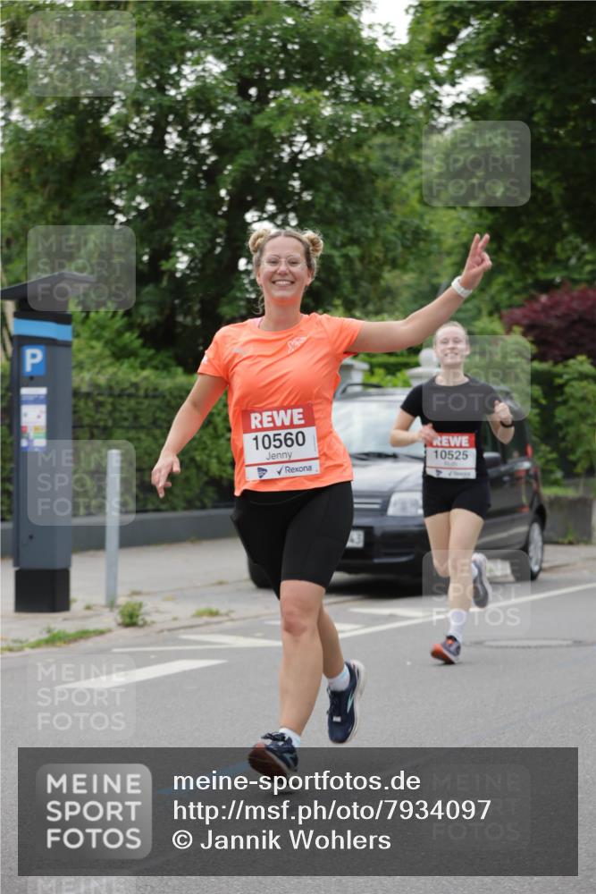 15.06.2025 - REWE Women's Run Jannik Wohlers http://msf.ph/oto/7934097 15.06.2025 08:25:31 Laufen 10560, 10525 meine-sportfotos.de