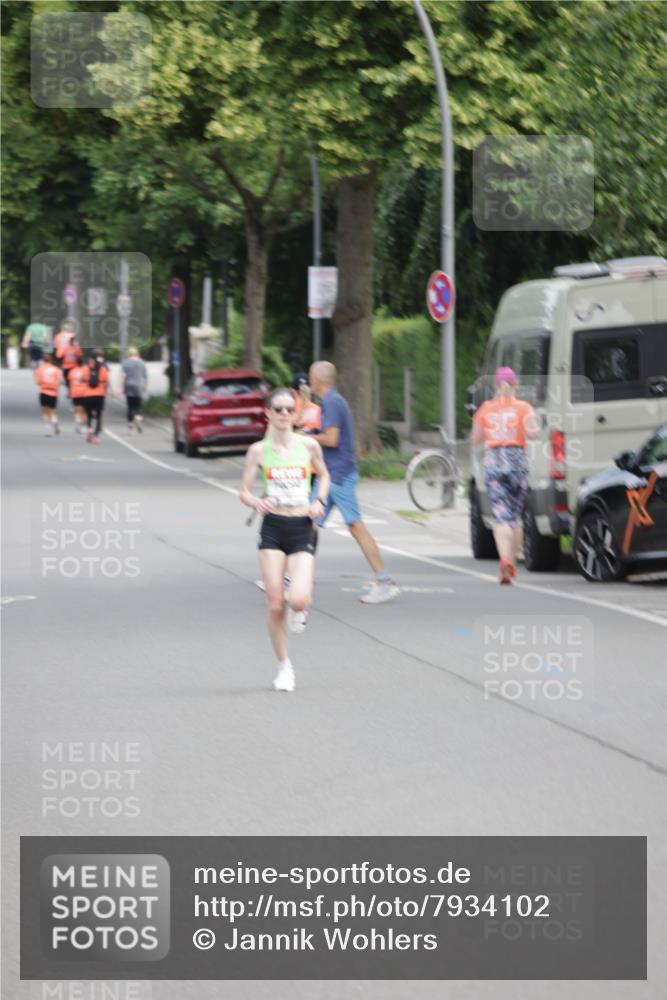 15.06.2025 - REWE Women's Run Jannik Wohlers http://msf.ph/oto/7934102 15.06.2025 08:34:45 Laufen  meine-sportfotos.de