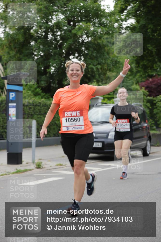 15.06.2025 - REWE Women's Run Jannik Wohlers http://msf.ph/oto/7934103 15.06.2025 08:25:32 Laufen 10560, 10525 meine-sportfotos.de