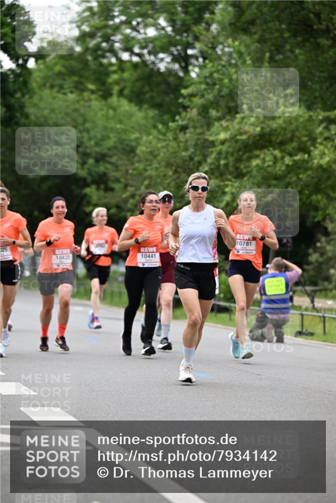 15.06.2025 - REWE Women's Run Dr. Thomas Lammeyer http://msf.ph/oto/7934142 15.06.2025 09:18:16 Laufen 25, 10426, 10441, 10781 meine-sportfotos.de