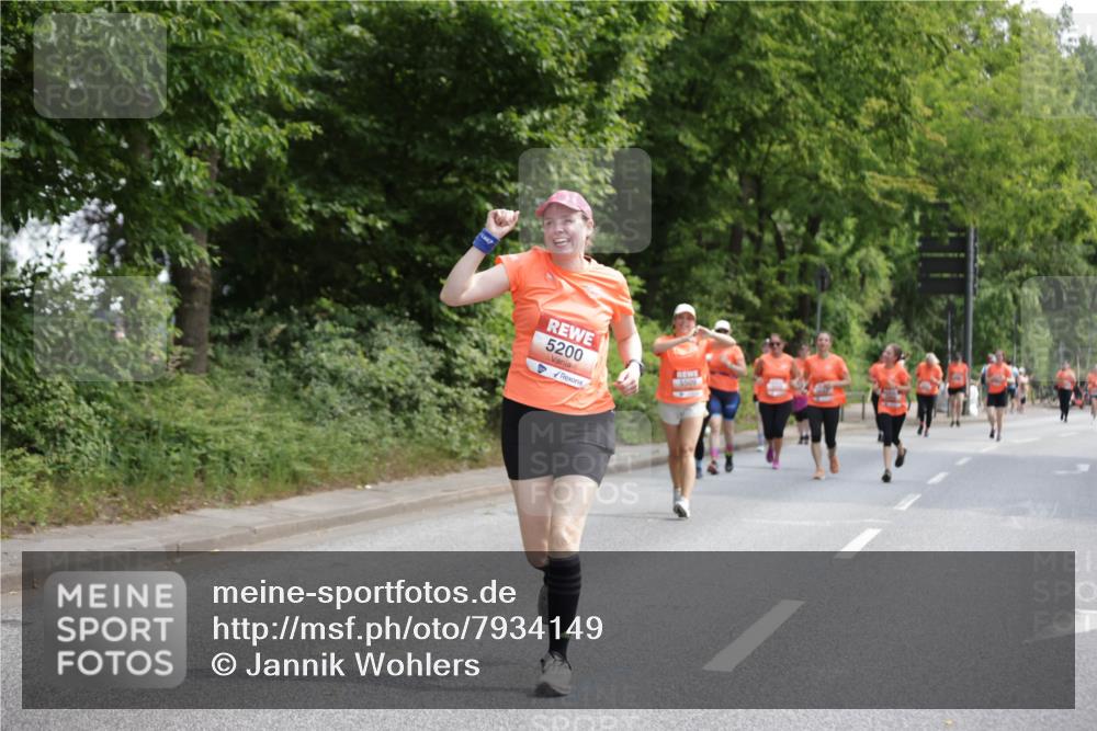 15.06.2025 - REWE Women's Run Jannik Wohlers http://msf.ph/oto/7934149 15.06.2025 10:12:05 Laufen 5200 meine-sportfotos.de
