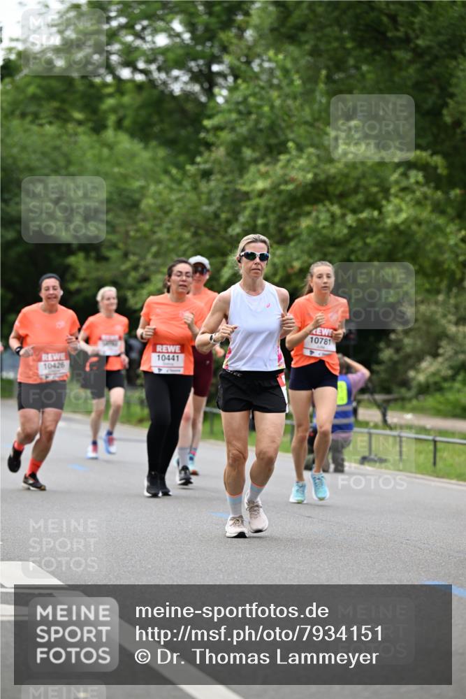 15.06.2025 - REWE Women's Run Dr. Thomas Lammeyer http://msf.ph/oto/7934151 15.06.2025 09:18:16 Laufen 10441, 10426, 10781 meine-sportfotos.de