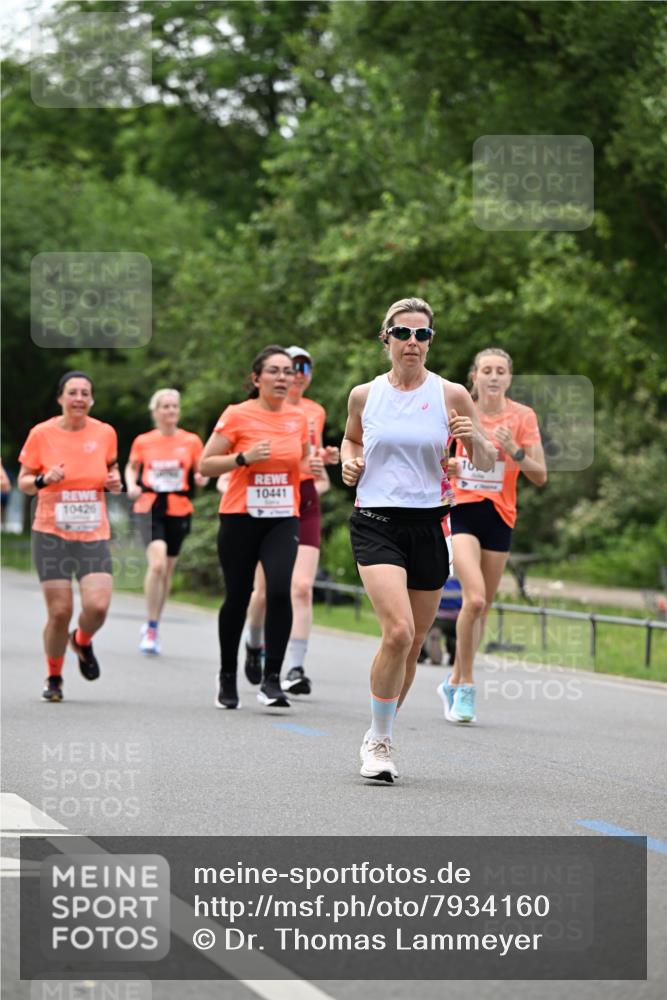 15.06.2025 - REWE Women's Run Dr. Thomas Lammeyer http://msf.ph/oto/7934160 15.06.2025 09:18:17 Laufen 10441, 10426 meine-sportfotos.de