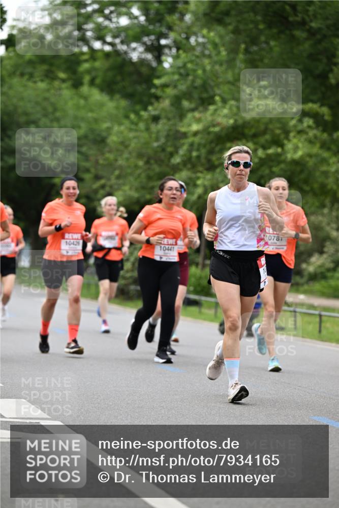 15.06.2025 - REWE Women's Run Dr. Thomas Lammeyer http://msf.ph/oto/7934165 15.06.2025 09:18:17 Laufen 10425, 10441, 3, 078 meine-sportfotos.de