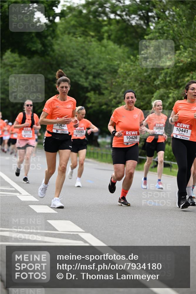 15.06.2025 - REWE Women's Run Dr. Thomas Lammeyer http://msf.ph/oto/7934180 15.06.2025 09:18:18 Laufen 10025, 10762, 10441, 10778, 10282, 10426 meine-sportfotos.de