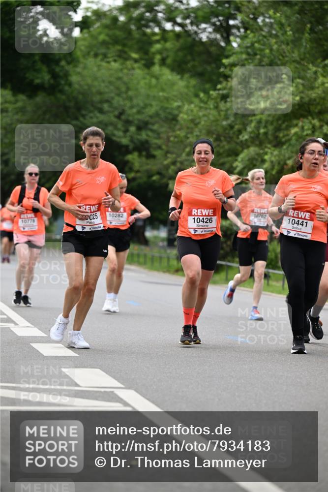 15.06.2025 - REWE Women's Run Dr. Thomas Lammeyer http://msf.ph/oto/7934183 15.06.2025 09:18:18 Laufen 10778, 025, 10282, 10426, 10762, 10441 meine-sportfotos.de
