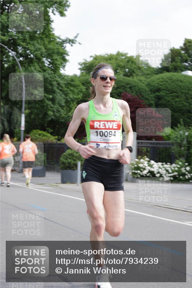 15.06.2025 - REWE Women's Run Jannik Wohlers http://msf.ph/oto/7934239 15.06.2025 08:34:50 Laufen 10094 meine-sportfotos.de