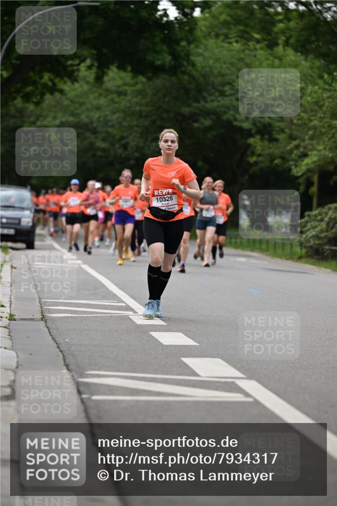 15.06.2025 - REWE Women's Run Dr. Thomas Lammeyer http://msf.ph/oto/7934317 15.06.2025 09:18:24 Laufen 10326 meine-sportfotos.de