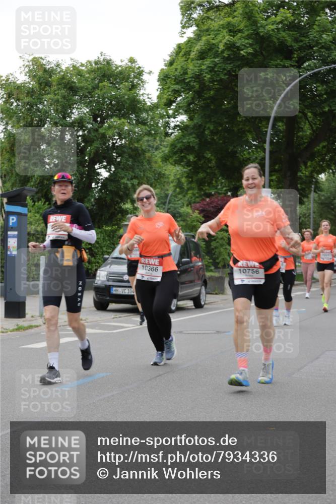 15.06.2025 - REWE Women's Run Jannik Wohlers http://msf.ph/oto/7934336 15.06.2025 08:25:36 Laufen 104, 10366, 10756 meine-sportfotos.de