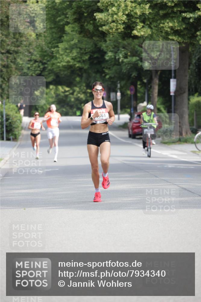 15.06.2025 - REWE Women's Run Jannik Wohlers http://msf.ph/oto/7934340 15.06.2025 08:37:44 Laufen 561 meine-sportfotos.de