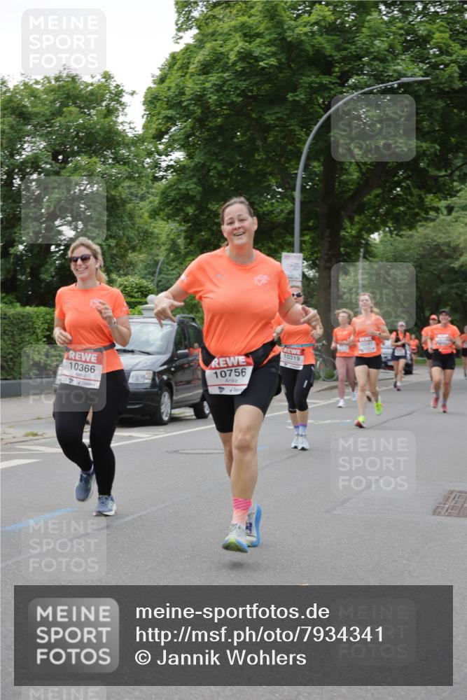 15.06.2025 - REWE Women's Run Jannik Wohlers http://msf.ph/oto/7934341 15.06.2025 08:25:36 Laufen 10241, 10366, 10756, 10319 meine-sportfotos.de