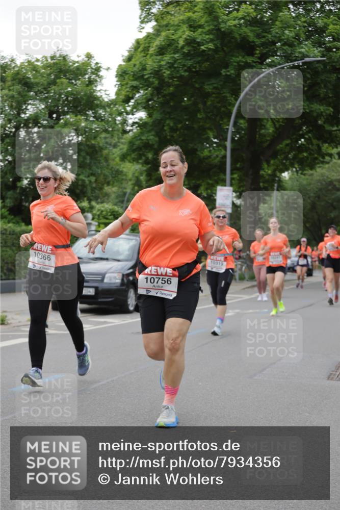 15.06.2025 - REWE Women's Run Jannik Wohlers http://msf.ph/oto/7934356 15.06.2025 08:25:36 Laufen 10366, 10756, 10241, 10319 meine-sportfotos.de