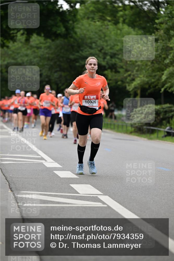 15.06.2025 - REWE Women's Run Dr. Thomas Lammeyer http://msf.ph/oto/7934359 15.06.2025 09:18:25 Laufen 10326 meine-sportfotos.de