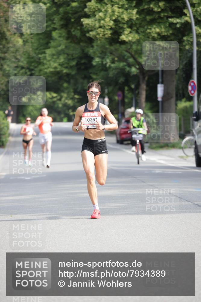 15.06.2025 - REWE Women's Run Jannik Wohlers http://msf.ph/oto/7934389 15.06.2025 08:37:45 Laufen 1036 meine-sportfotos.de