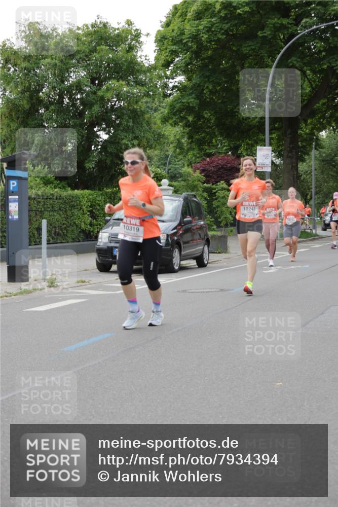 15.06.2025 - REWE Women's Run Jannik Wohlers http://msf.ph/oto/7934394 15.06.2025 08:25:38 Laufen 10319, 10241, 10733 meine-sportfotos.de