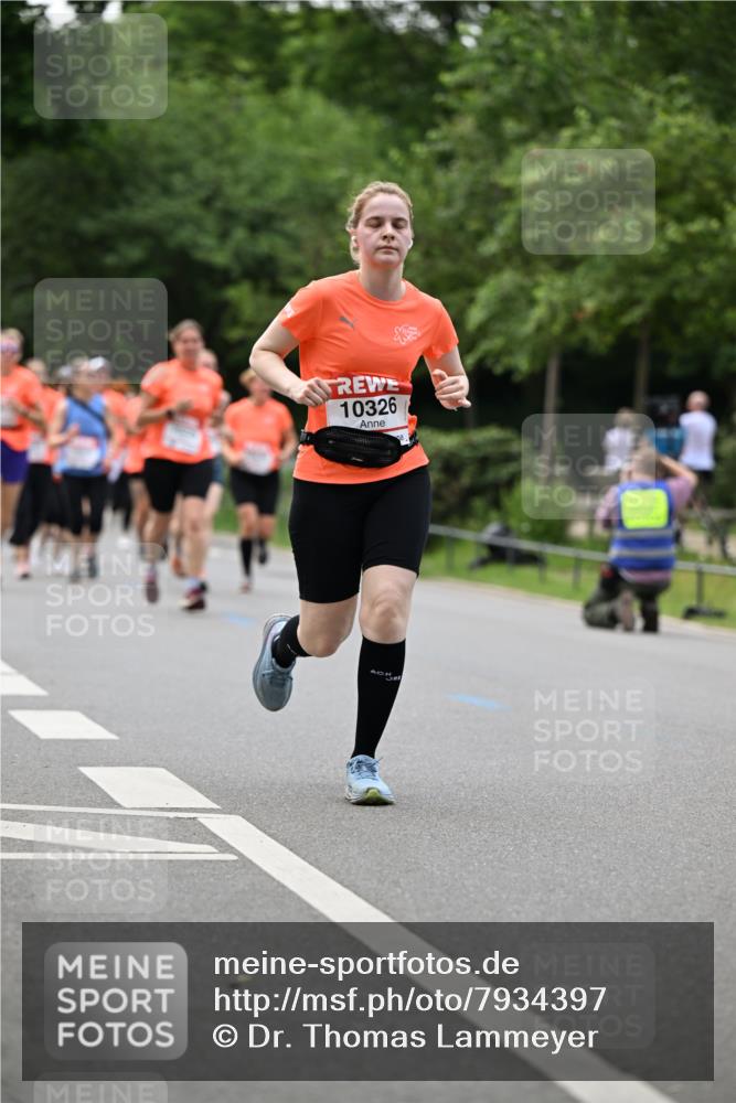 15.06.2025 - REWE Women's Run Dr. Thomas Lammeyer http://msf.ph/oto/7934397 15.06.2025 09:18:26 Laufen 10326 meine-sportfotos.de