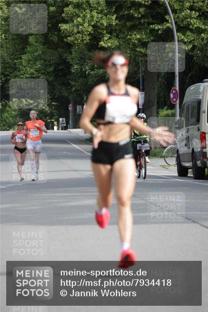 15.06.2025 - REWE Women's Run Jannik Wohlers http://msf.ph/oto/7934418 15.06.2025 08:37:46 Laufen  meine-sportfotos.de