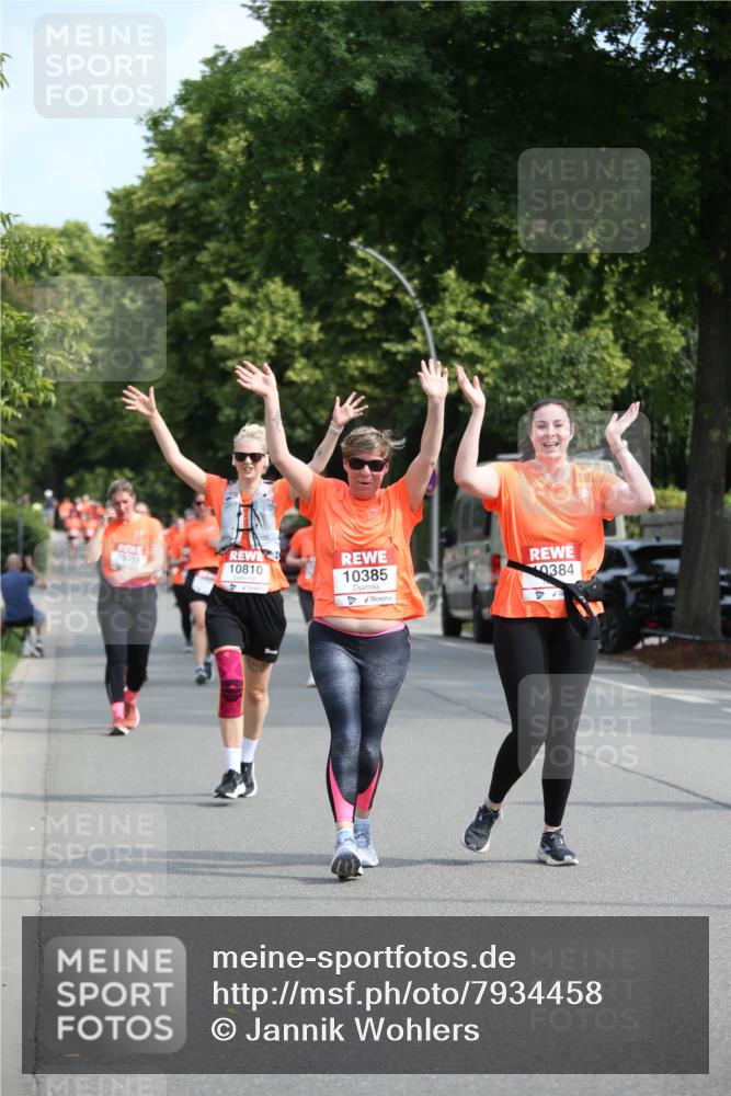 15.06.2025 - REWE Women's Run Jannik Wohlers http://msf.ph/oto/7934458 15.06.2025 09:52:11 Laufen 10018, 10810, 10385, 0384 meine-sportfotos.de
