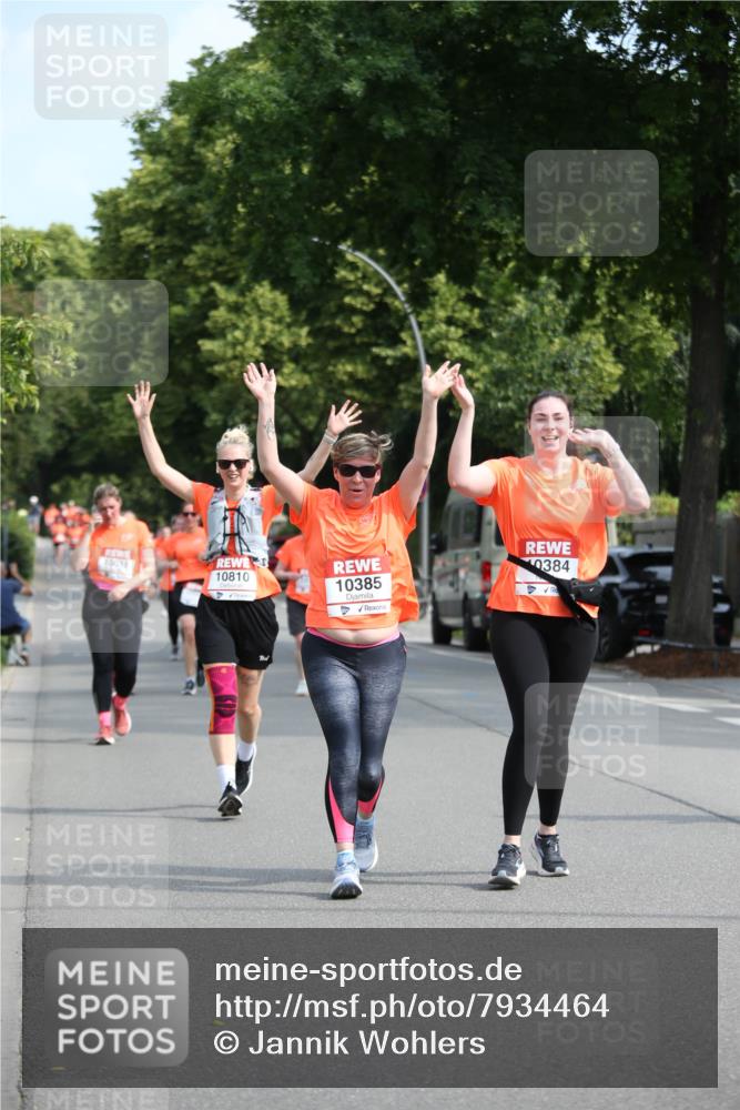 15.06.2025 - REWE Women's Run Jannik Wohlers http://msf.ph/oto/7934464 15.06.2025 09:52:11 Laufen 10018, 10810, 10385, 0384 meine-sportfotos.de