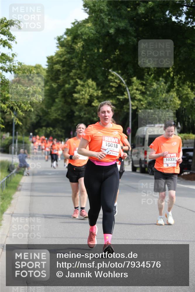 15.06.2025 - REWE Women's Run Jannik Wohlers http://msf.ph/oto/7934576 15.06.2025 09:52:18 Laufen 10018, 10335 meine-sportfotos.de