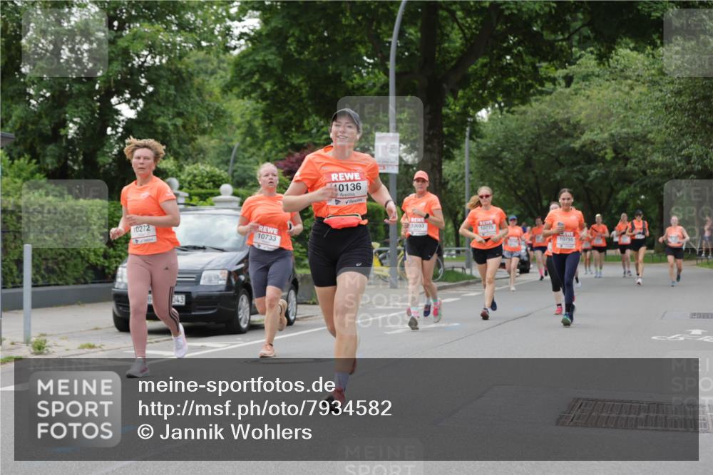15.06.2025 - REWE Women's Run Jannik Wohlers http://msf.ph/oto/7934582 15.06.2025 08:25:41 Laufen 10272, 10733, 40136, 10693, 10775, 10795 meine-sportfotos.de