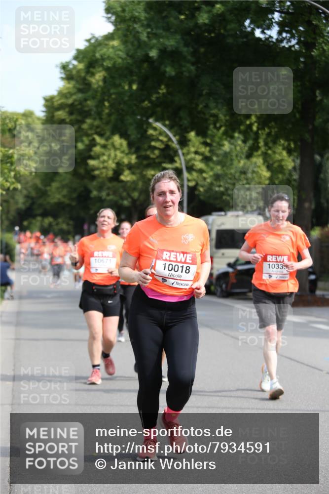 15.06.2025 - REWE Women's Run Jannik Wohlers http://msf.ph/oto/7934591 15.06.2025 09:52:19 Laufen 10671, 10018, 10333 meine-sportfotos.de