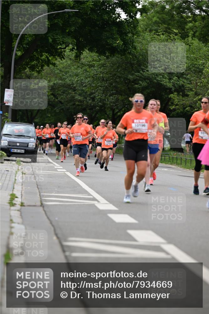 15.06.2025 - REWE Women's Run Dr. Thomas Lammeyer http://msf.ph/oto/7934669 15.06.2025 09:18:36 Laufen 1043, 10845, 105, 10569, 10196, 107 meine-sportfotos.de