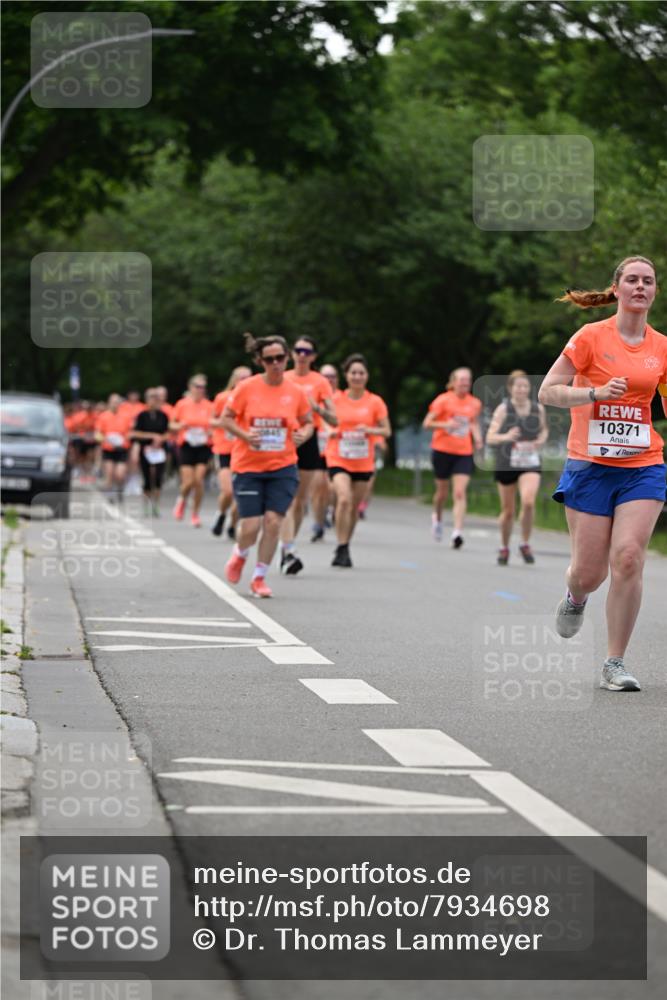 15.06.2025 - REWE Women's Run Dr. Thomas Lammeyer http://msf.ph/oto/7934698 15.06.2025 09:18:39 Laufen 140, 10371 meine-sportfotos.de
