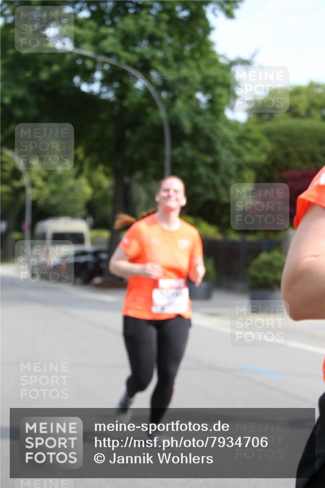 15.06.2025 - REWE Women's Run Jannik Wohlers http://msf.ph/oto/7934706 15.06.2025 09:52:24 Laufen  meine-sportfotos.de