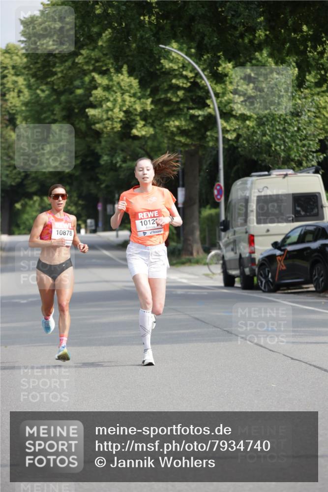 15.06.2025 - REWE Women's Run Jannik Wohlers http://msf.ph/oto/7934740 15.06.2025 08:37:52 Laufen 10878, 1012 meine-sportfotos.de