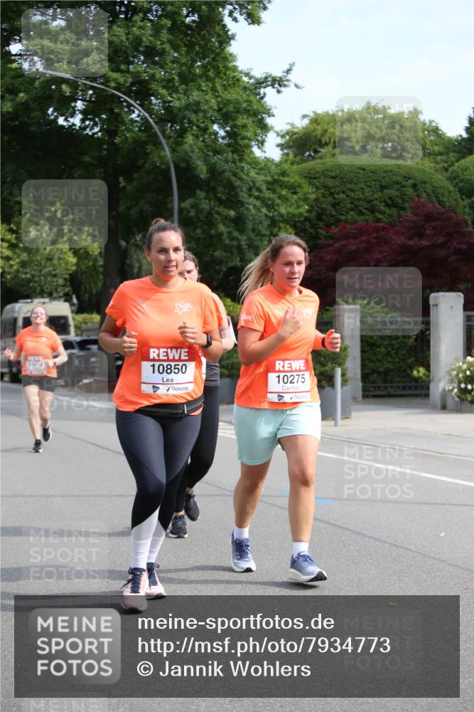 15.06.2025 - REWE Women's Run Jannik Wohlers http://msf.ph/oto/7934773 15.06.2025 09:52:36 Laufen 10814, 10850, 10275 meine-sportfotos.de