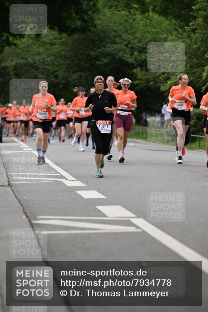 15.06.2025 - REWE Women's Run Dr. Thomas Lammeyer http://msf.ph/oto/7934778 15.06.2025 09:18:50 Laufen 10305, 10847, 10251 meine-sportfotos.de