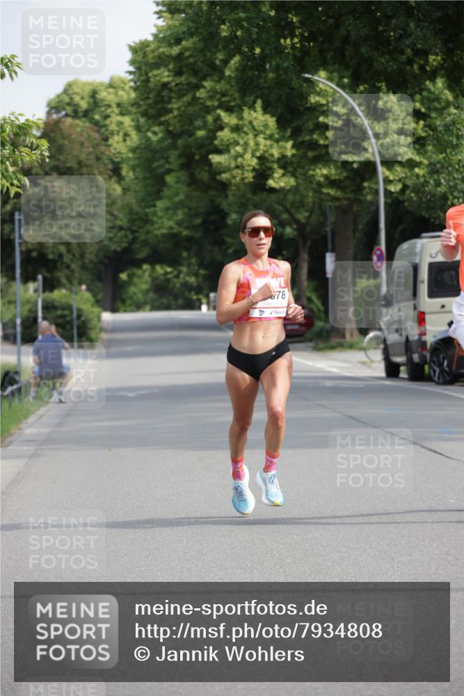 15.06.2025 - REWE Women's Run Jannik Wohlers http://msf.ph/oto/7934808 15.06.2025 08:37:53 Laufen  meine-sportfotos.de