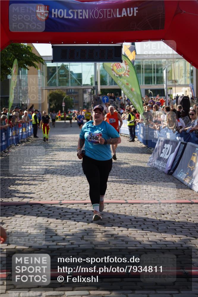 13.06.2025 - Holstenköstenlauf Felixshl http://msf.ph/oto/7934811 13.06.2025 18:04:04 Laufen 2580, 2756, 3009, 3835 meine-sportfotos.de