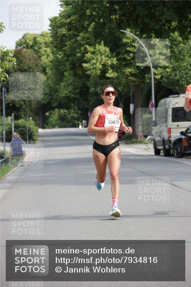 15.06.2025 - REWE Women's Run Jannik Wohlers http://msf.ph/oto/7934816 15.06.2025 08:37:53 Laufen 10878 meine-sportfotos.de