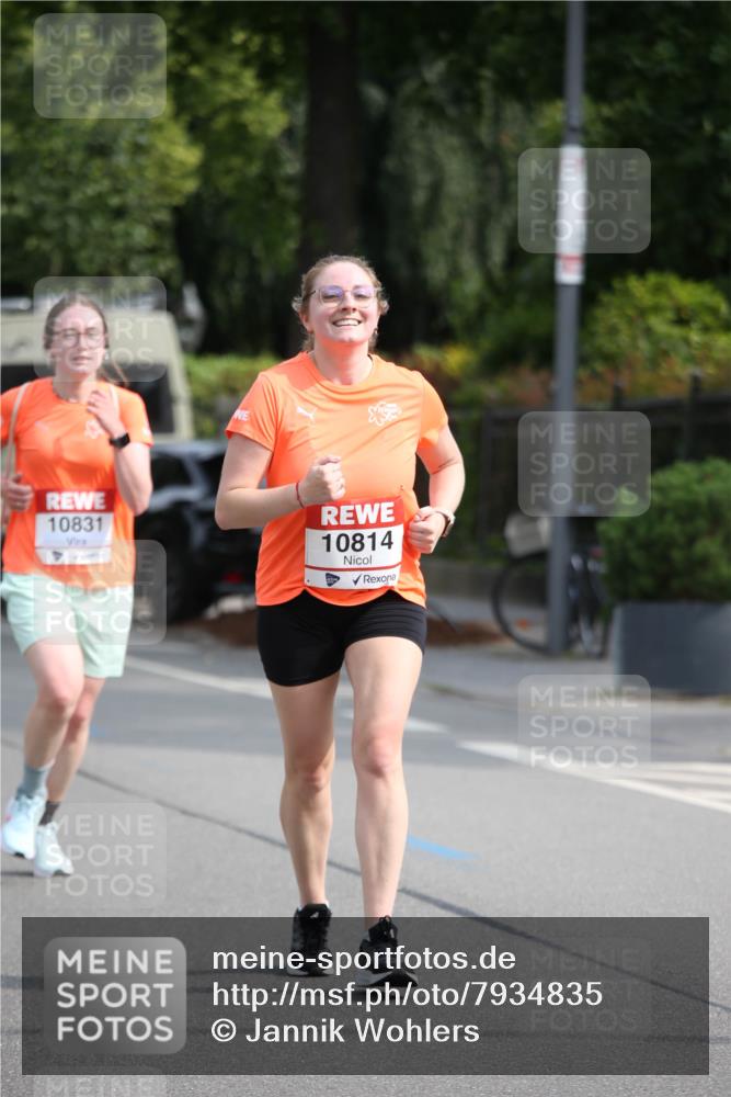 15.06.2025 - REWE Women's Run Jannik Wohlers http://msf.ph/oto/7934835 15.06.2025 09:52:38 Laufen 10831, 10814 meine-sportfotos.de