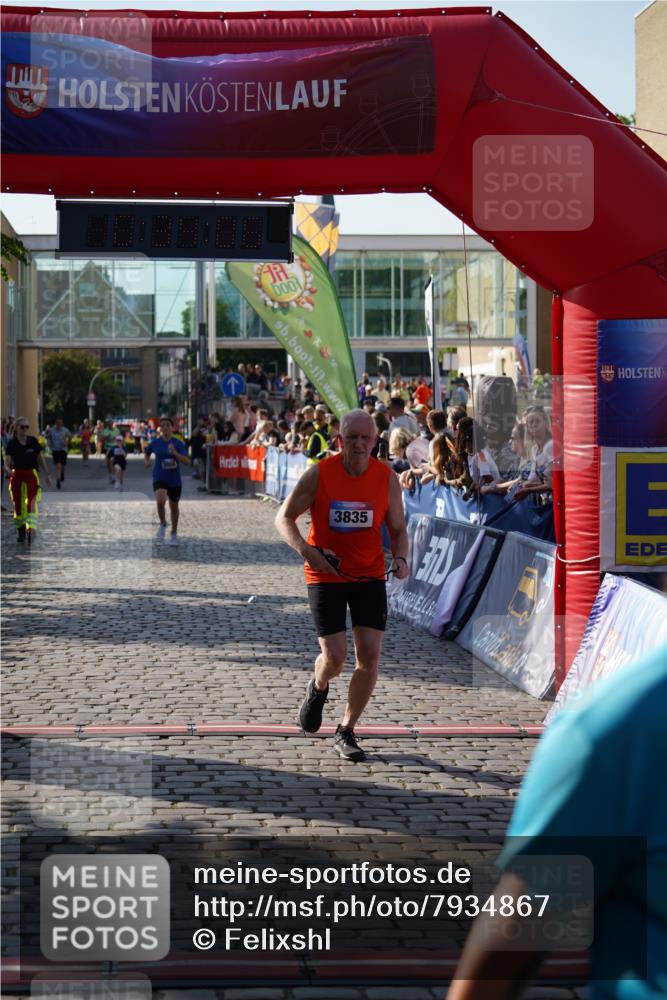 13.06.2025 - Holstenköstenlauf Felixshl http://msf.ph/oto/7934867 13.06.2025 18:04:07 Laufen 2369, 2580, 3009, 3835 meine-sportfotos.de