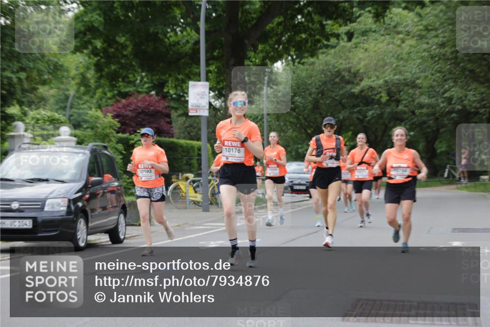 15.06.2025 - REWE Women's Run Jannik Wohlers http://msf.ph/oto/7934876 15.06.2025 08:25:47 Laufen 1043, 10193, 10176, 10069, 111754 meine-sportfotos.de
