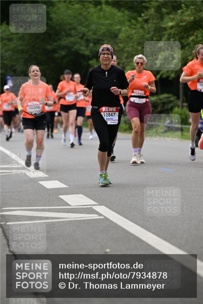 15.06.2025 - REWE Women's Run Dr. Thomas Lammeyer http://msf.ph/oto/7934878 15.06.2025 09:18:52 Laufen 10305, 10847 meine-sportfotos.de