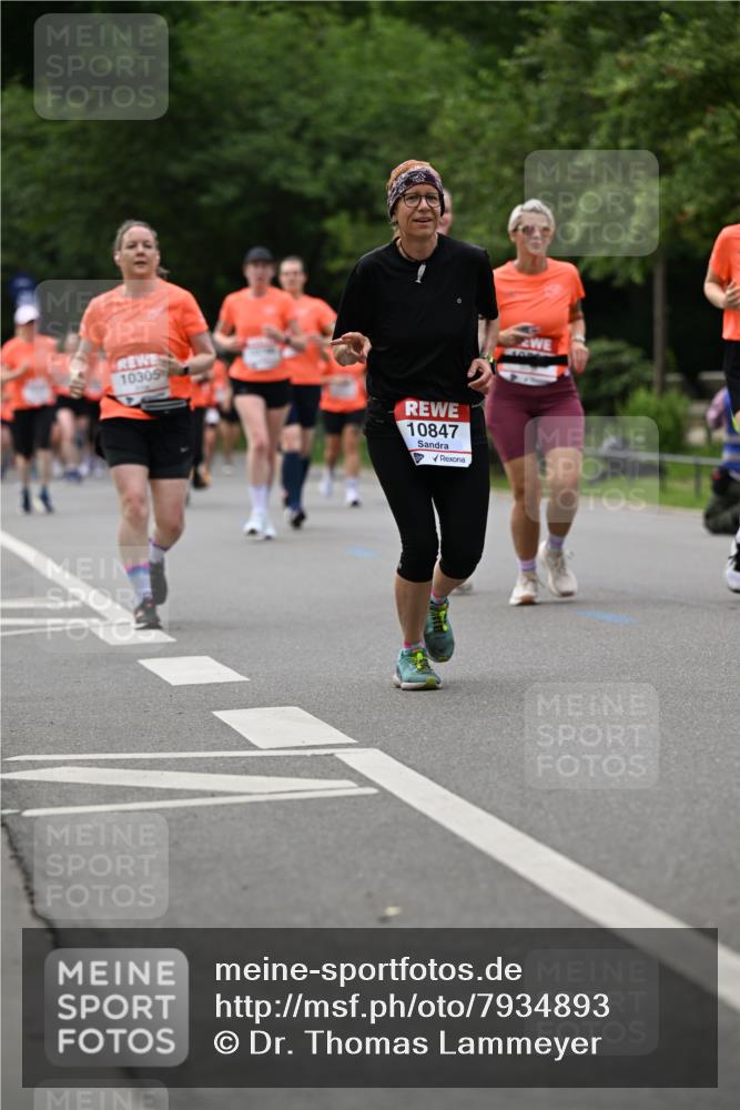 15.06.2025 - REWE Women's Run Dr. Thomas Lammeyer http://msf.ph/oto/7934893 15.06.2025 09:18:52 Laufen 10305, 10847 meine-sportfotos.de