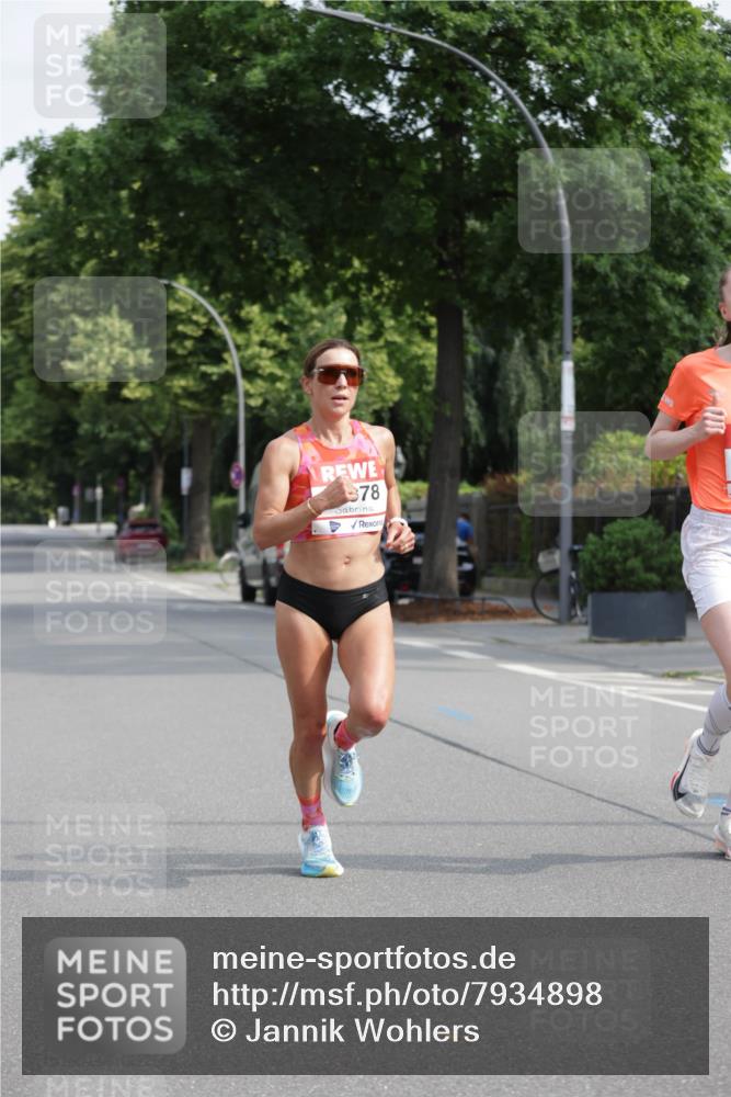 15.06.2025 - REWE Women's Run Jannik Wohlers http://msf.ph/oto/7934898 15.06.2025 08:37:55 Laufen 78 meine-sportfotos.de